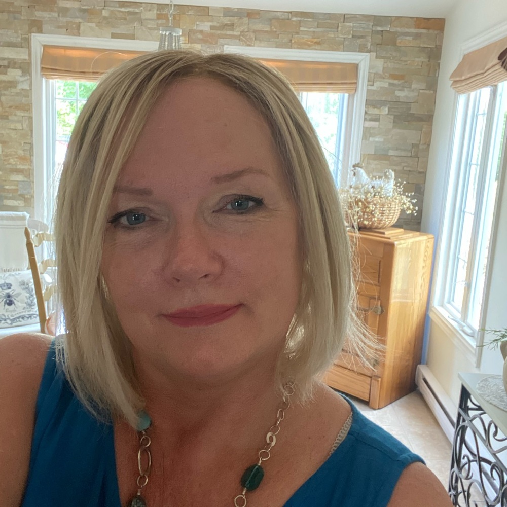 Meet your Posher, Victoria